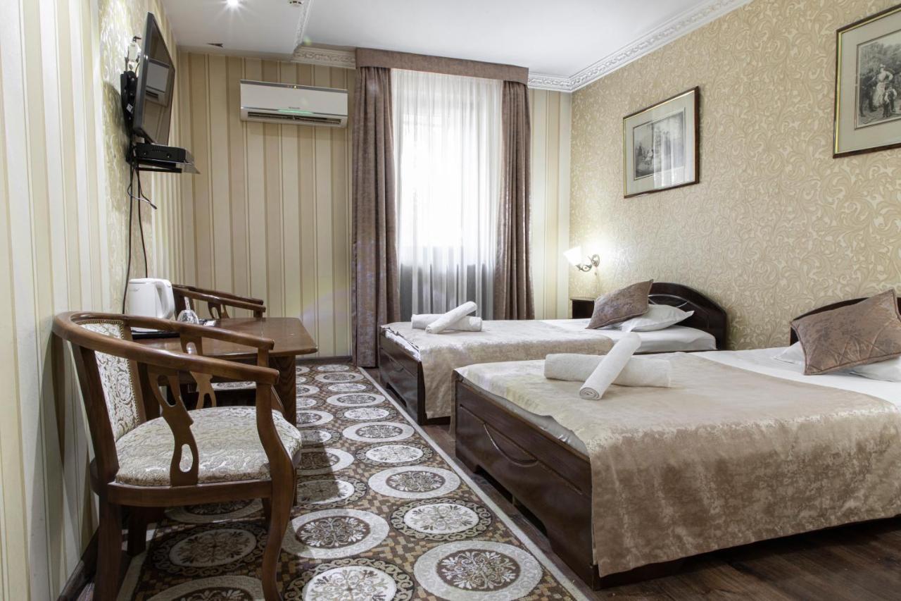 Nur M Hotel Tashkent Exterior foto