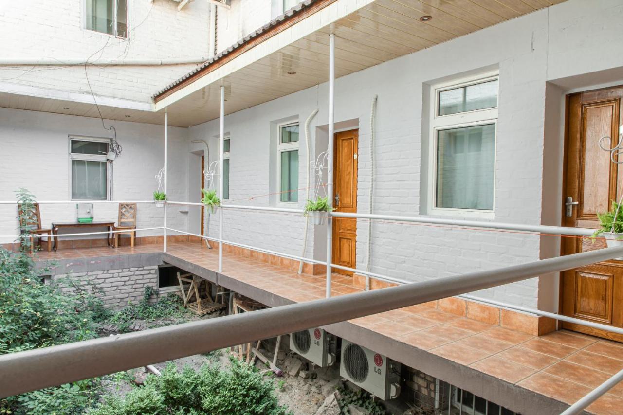Nur M Hotel Tashkent Exterior foto