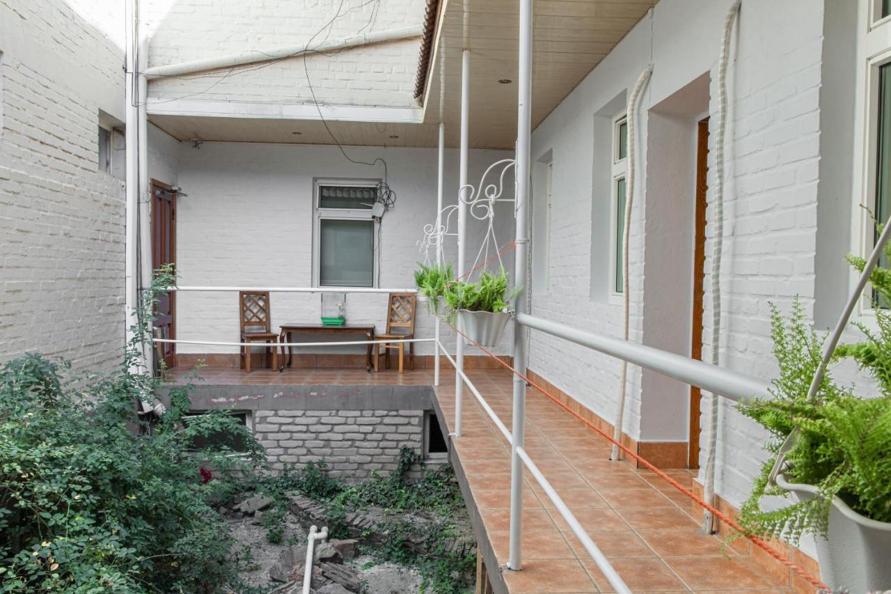 Nur M Hotel Tashkent Exterior foto