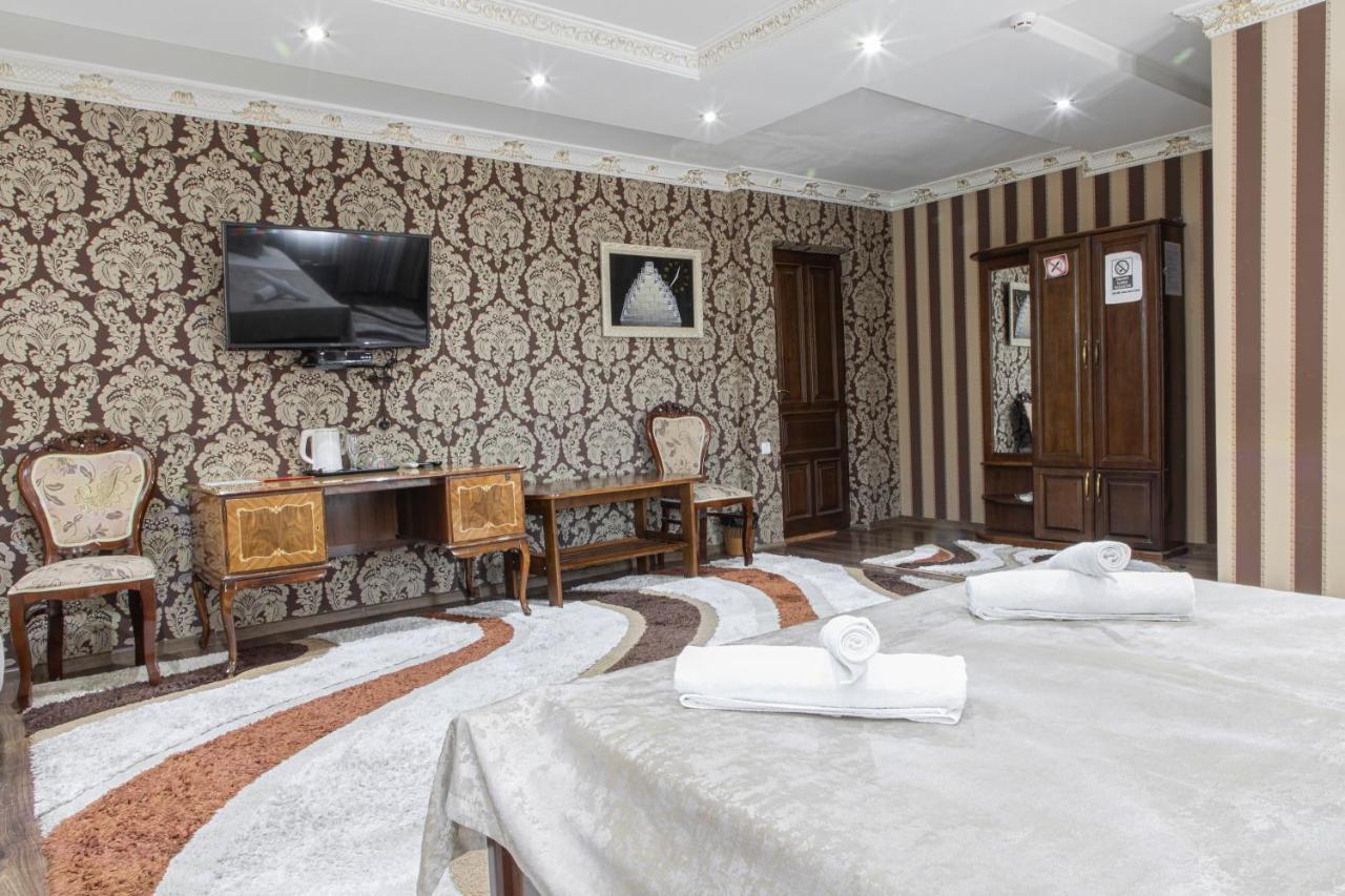 Nur M Hotel Tashkent Exterior foto