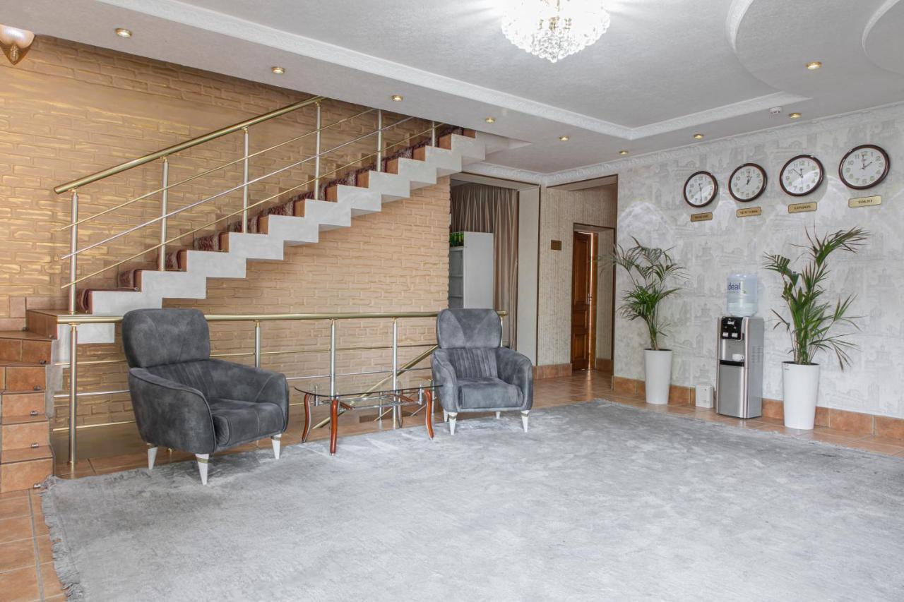 Nur M Hotel Tashkent Exterior foto